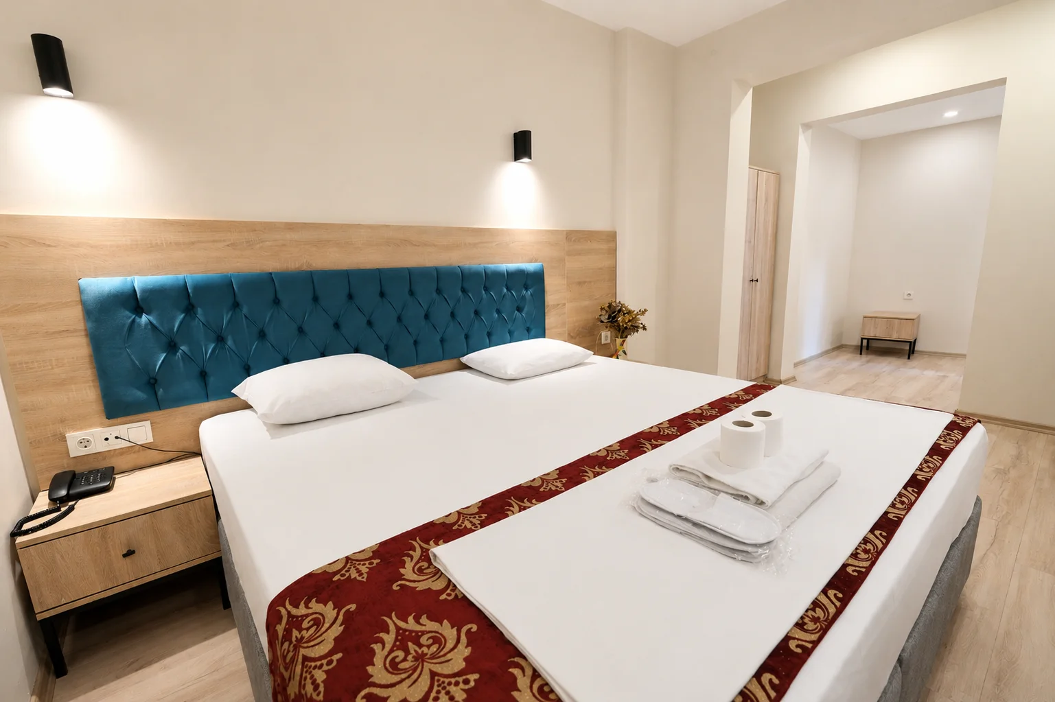 Standart Çift Kişilik Oda Deniz Manzaralı